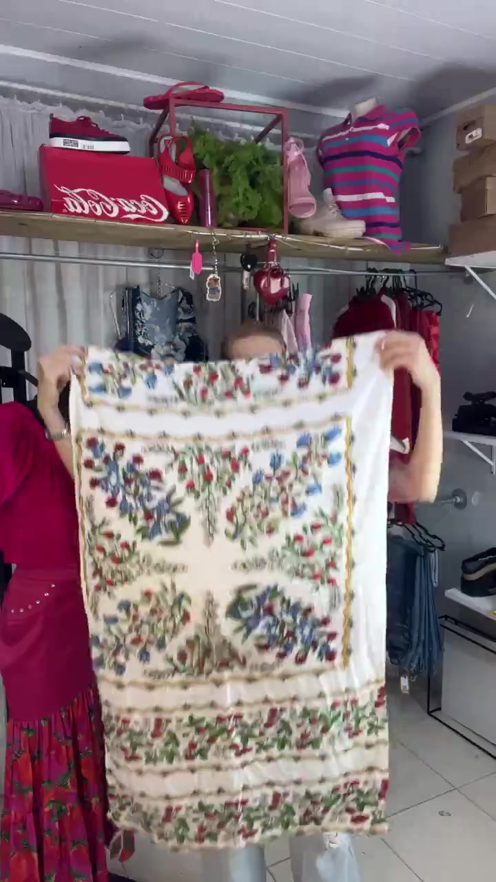 Vestido Médio (b/108)