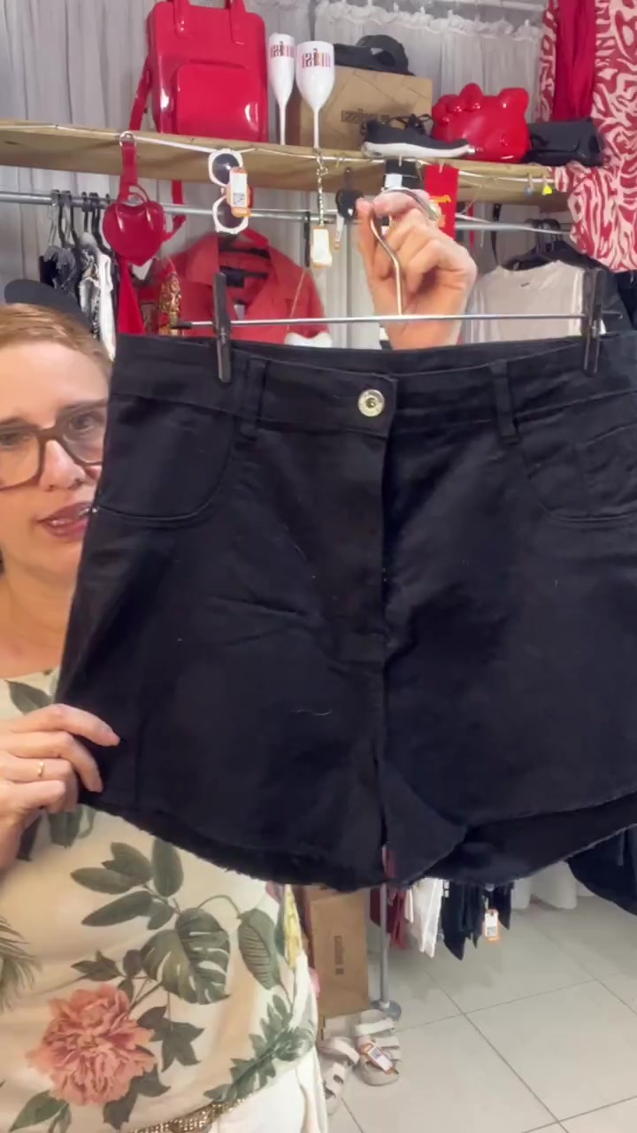 Short Jeans