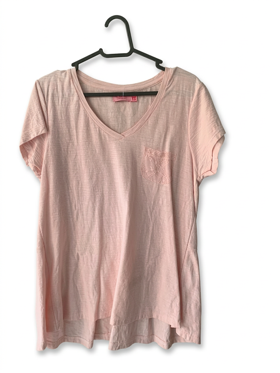 Blusinha Bolso Renda